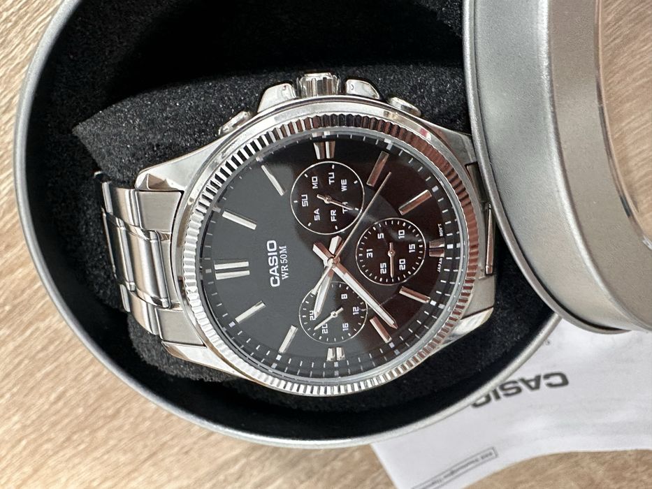 Часы CASIO нержавеющая сталь