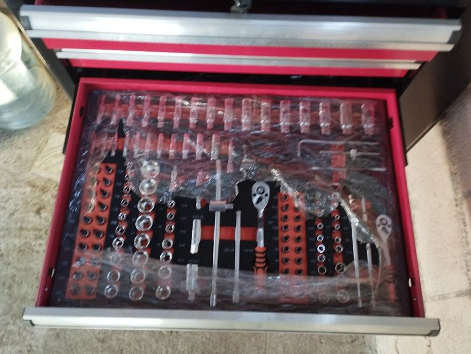 Ящик для хранения инструмента