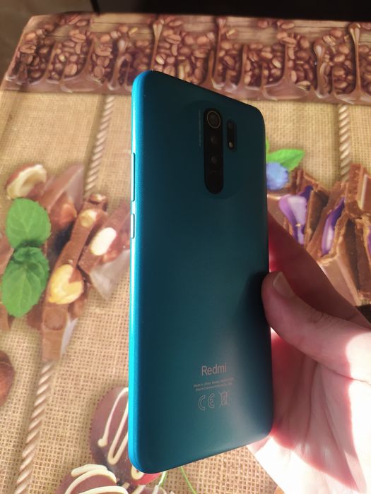 Продавам Xiaomi Redmi 9