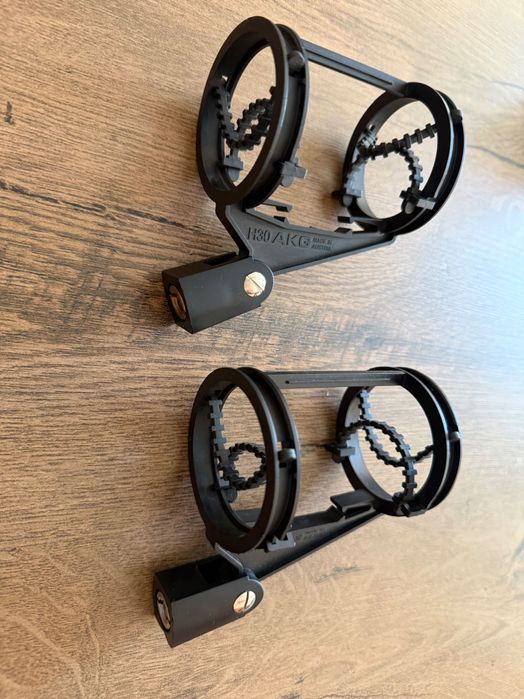 AKG H30 държач за микрофон/пушка 2 бр