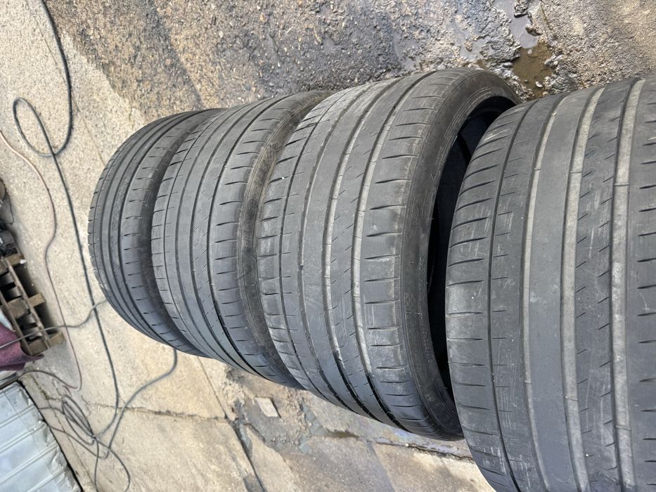 Гуми спорт пакет 275/35/21 315/30/21
