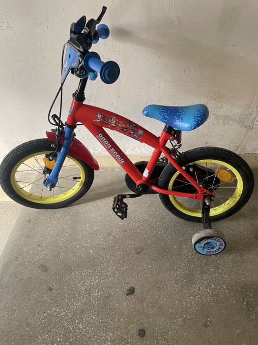 Vând bicicletǎ copii