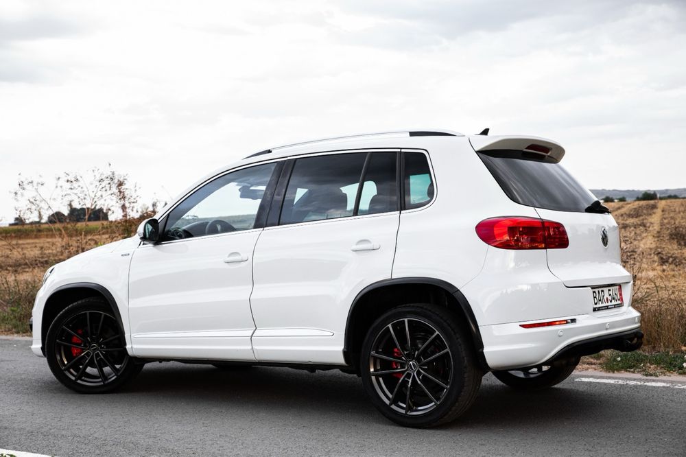 Vw Tiguan // R-line // 2.0 diesel // 140 cp // 2015