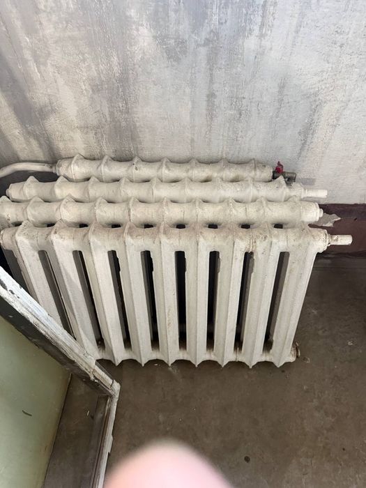 продам батарею чугунные