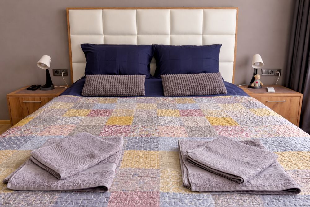 Нощувки София Широк център с гараж