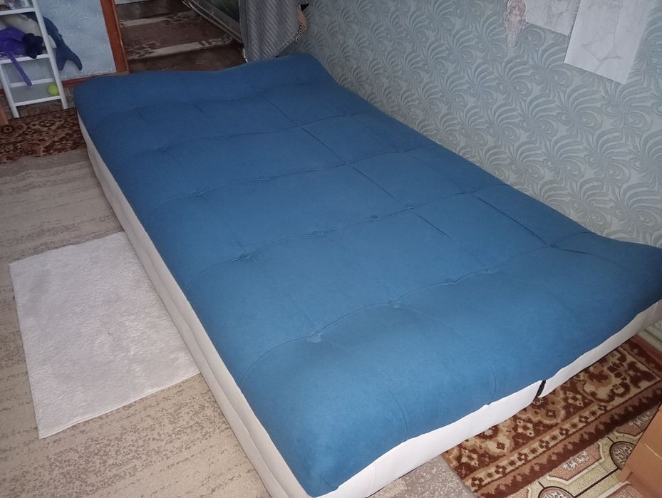 Продам диван раскладной