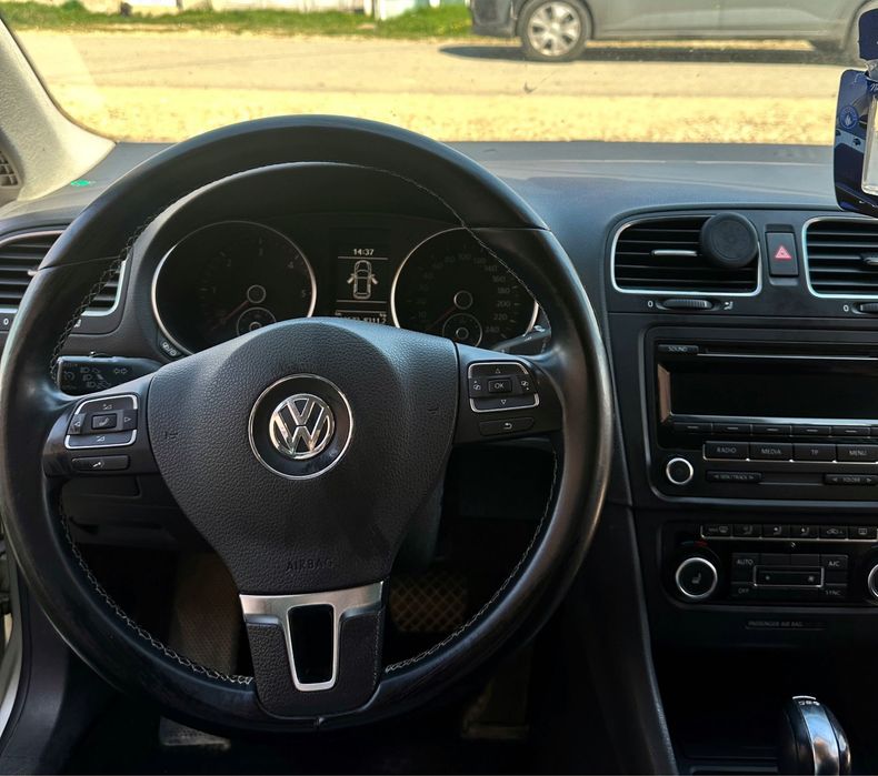 VOLKSWAGEN Golf 2013 — imagine 5