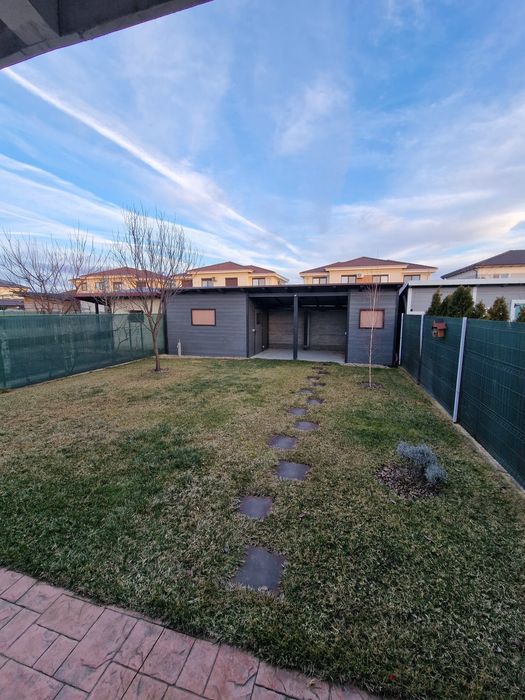 Inchiriez duplex in Moșnița Veche