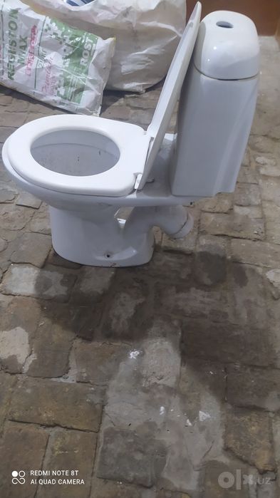 Unitaz sotiladi ..