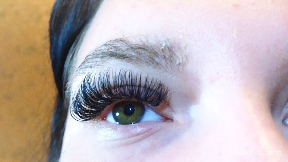 Наращивание ресниц