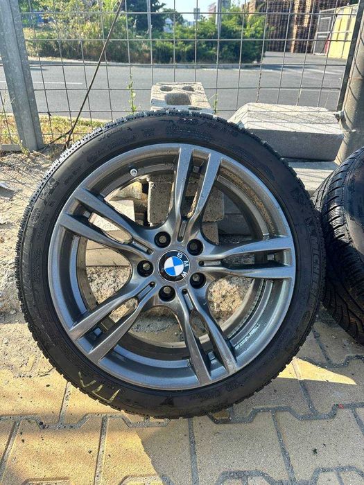 R18 джанти за BMW със зимни гуми 225/45