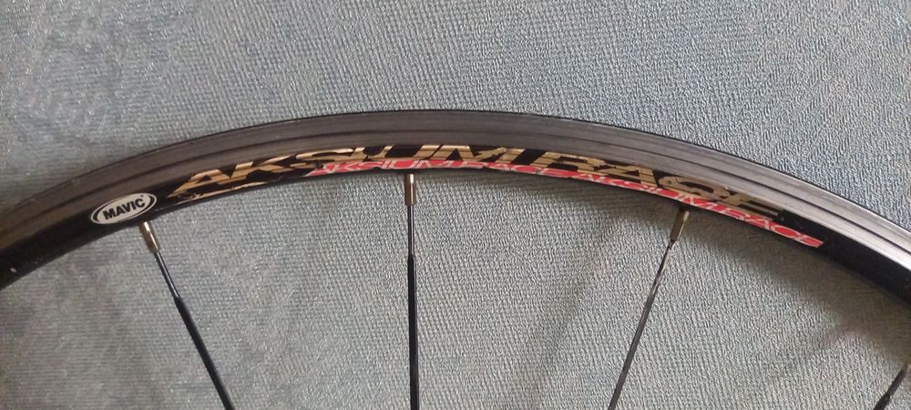 Шоссейное колесо.