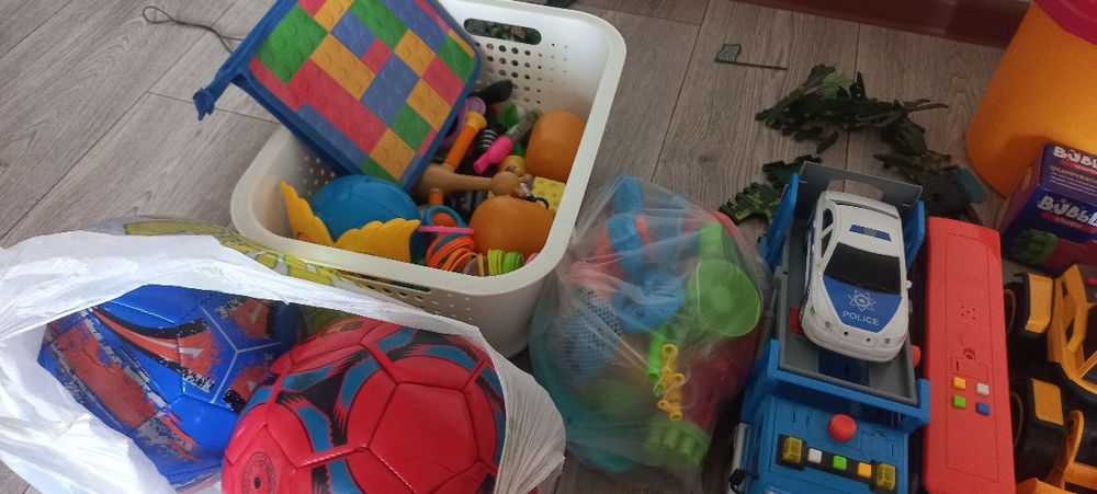 Продам игрушки в идеальном состоянии