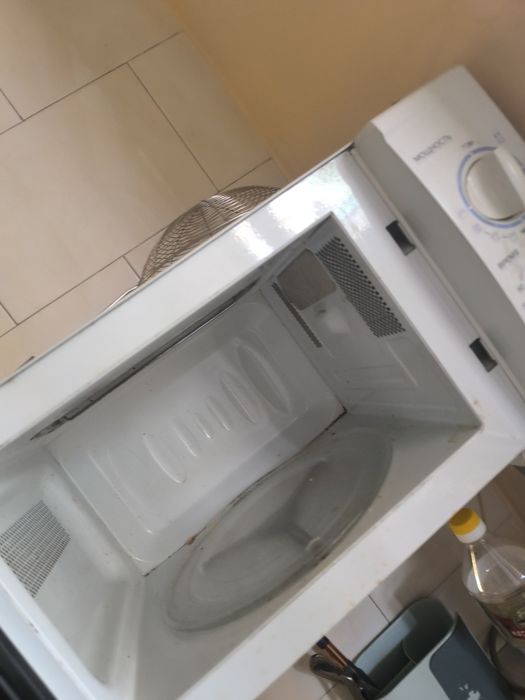 Микроволновая печь продается