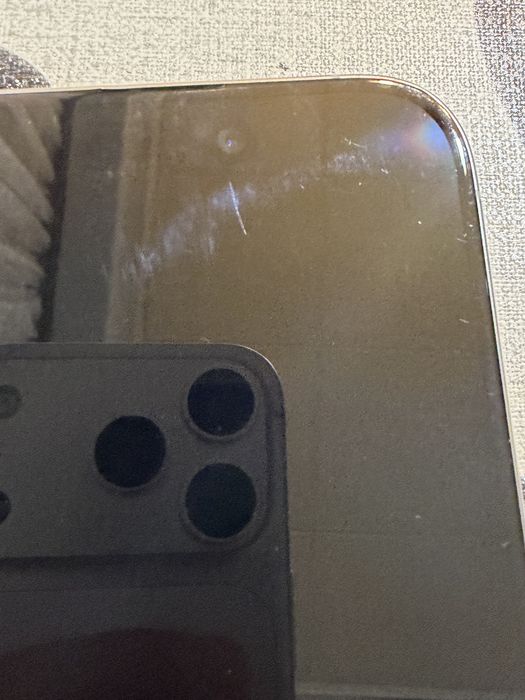 Iphone 15 pro , Titan