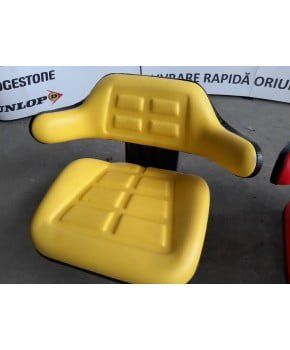 Scaun galben tractor