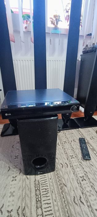Vând home cinema LG