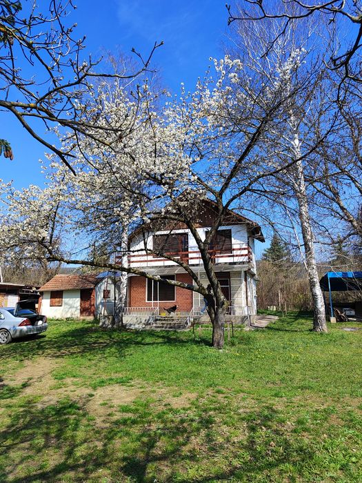 Дава се под наем Къща в Севлиево - 70 кв.м за 127.5 € - Снимка #1