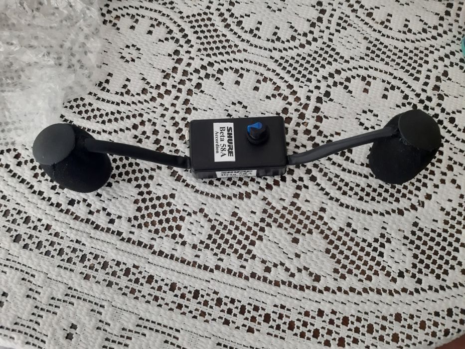 Продавам микрофон за акордеон