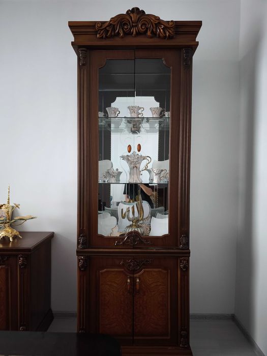 Zal uchun komplekt mebel