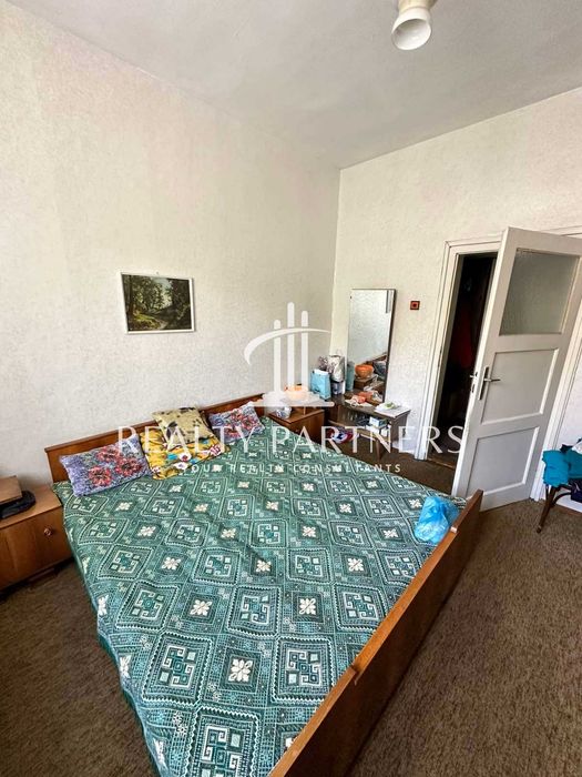 Продава се Тристаен апартамент в Перник, Изток - 88 кв.м за 490 €/кв.м - Снимка #3