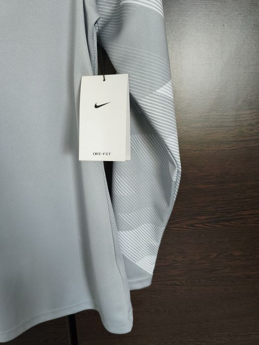 Bluza Nike de antrenament