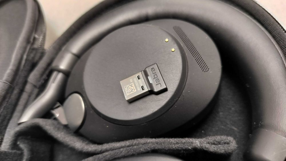 Casti Jabra Evolve2 85 Stereo Wireless Headset cu dongle usb A - husa