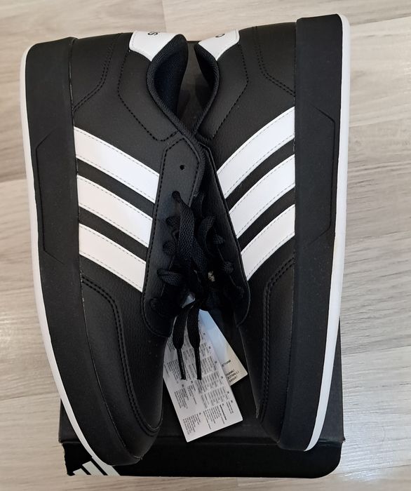 Нови маратонки Adidas Sportswear номер 39 1/3