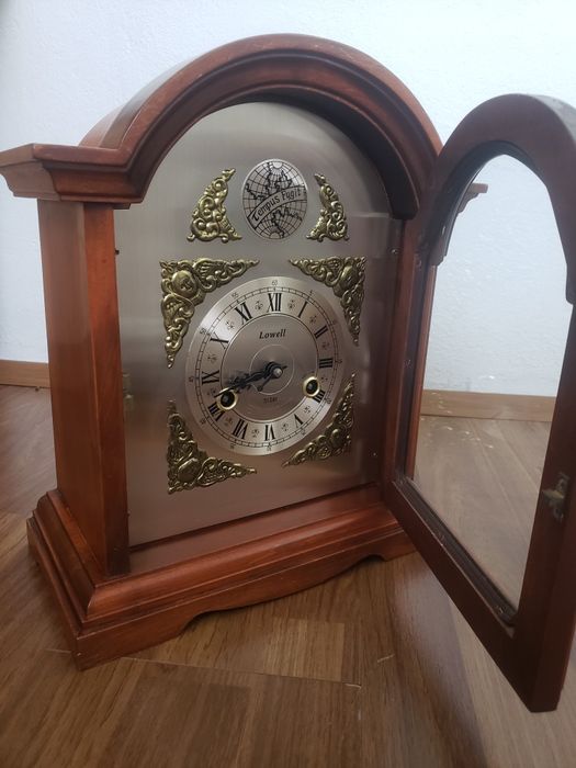 Vând ceas mecanic Lowell vintage de colecție