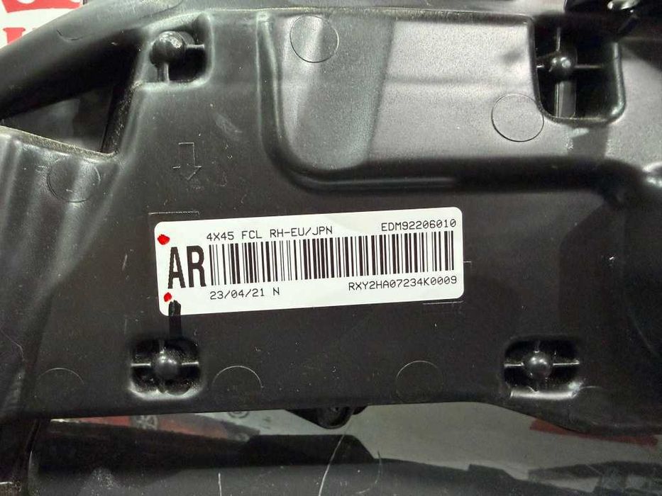 DRL Dreapta 8310A060 / EDM92206010 Mitsubishi Eclipse Cross (GK_)
