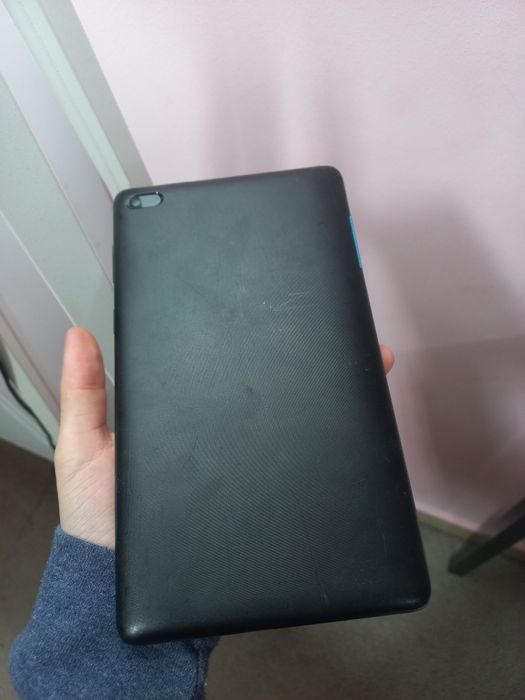 Таблет Lenovo с калъф