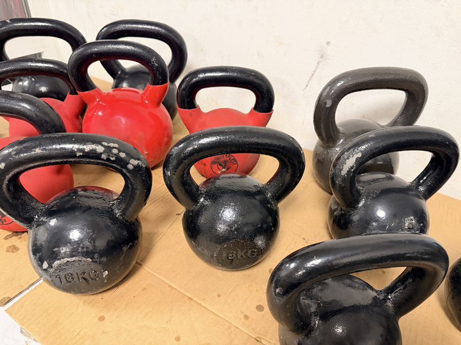 Kettlebell fier 8 kg 12 kg 14 kg 16 kg 18 kg 20 kg 24 kg 26 kg 28 kg 30 kg