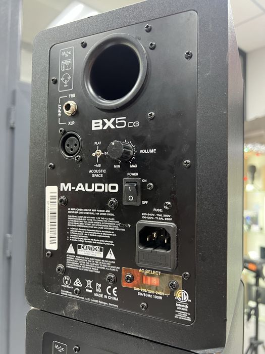 Колонки M- audio bx5, D3 (p25)