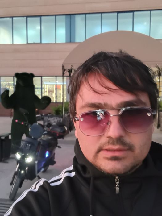 Скутр чёрно красный "Globoys"