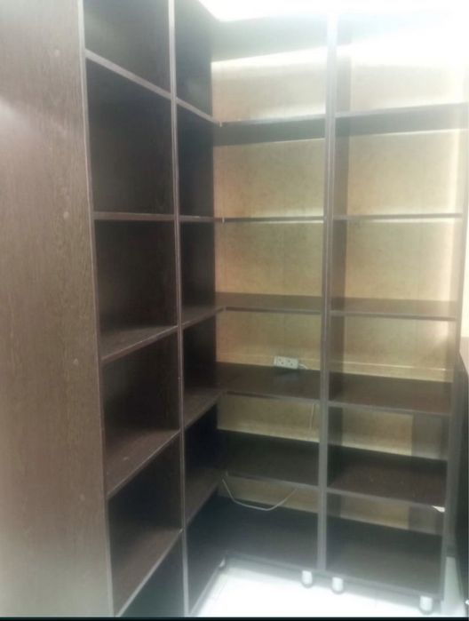 Пролается мебель