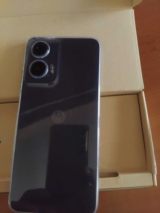 Motorola нова с 3 години гаранция закупена от Yetel