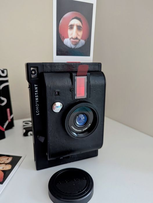 Моментен INSTAX  Lomo’Instant Mini Black FUJI MINI полароид