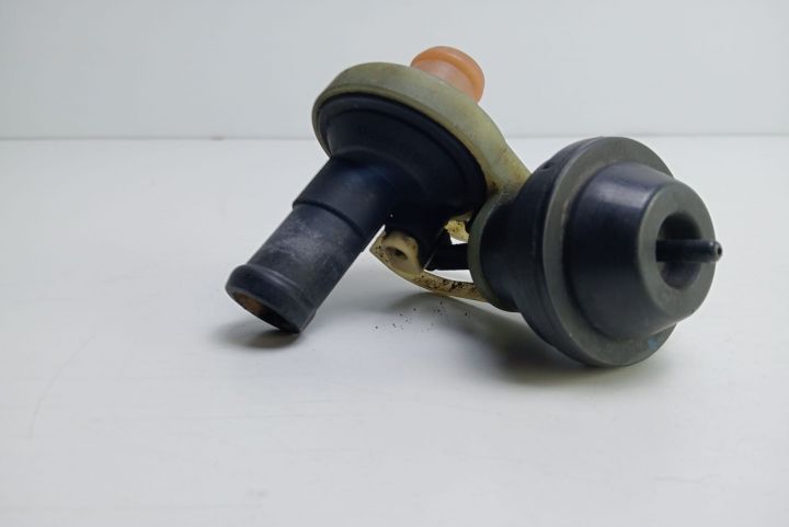 Supapa incalzire    4A0819809 Volkswagen VW Passat B5