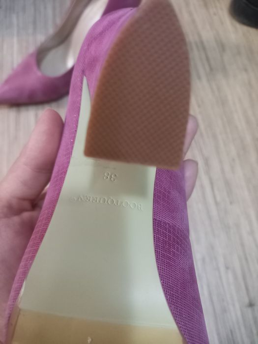 Продам туфли 38 размер