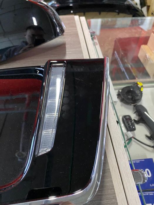 Задний подномерник Lexus LX 570