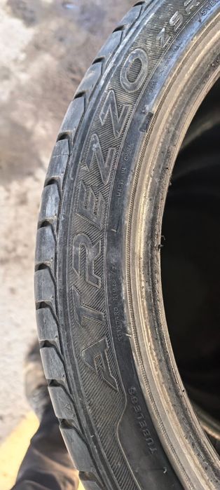 245/40/19 комплект