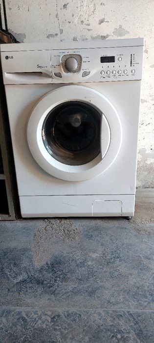 Продам стиральную машинку