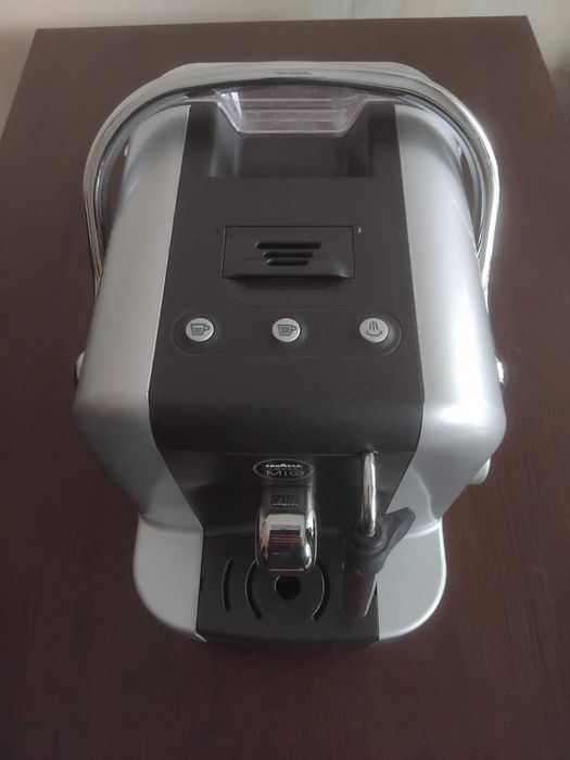 кафемашина Lavazza a modo mio