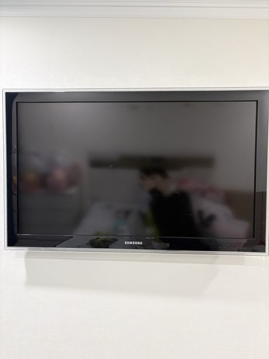 телевизор SAMSUNG