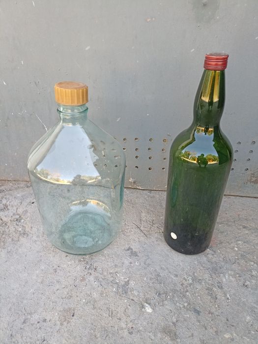 Продам стеклянные бутыли