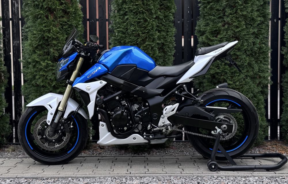 Suzuki GSR 750  Abs