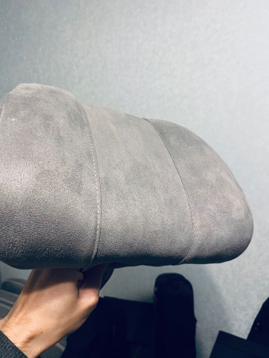 Подушка в автомобиль