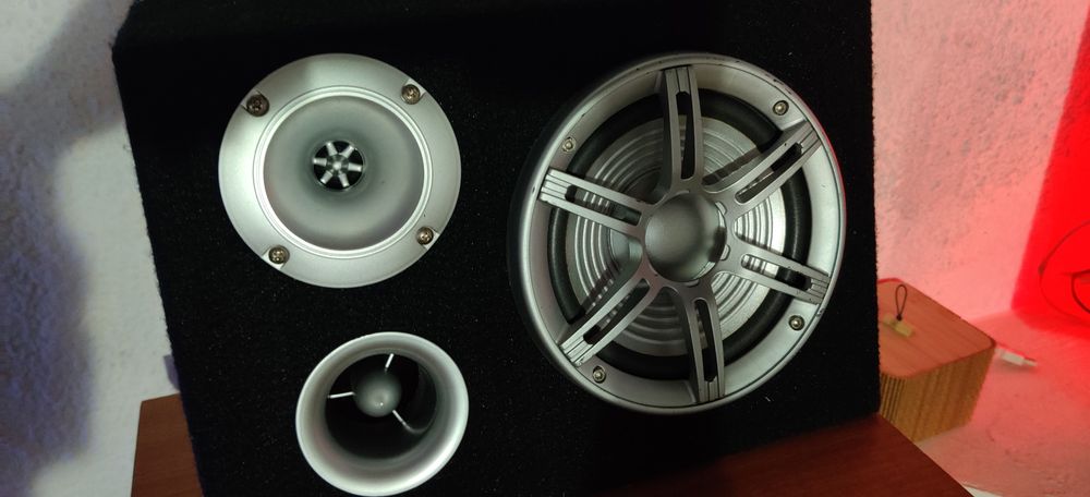 Vând sau schimb cu lansete