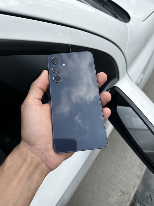 Samsung A35 идеал