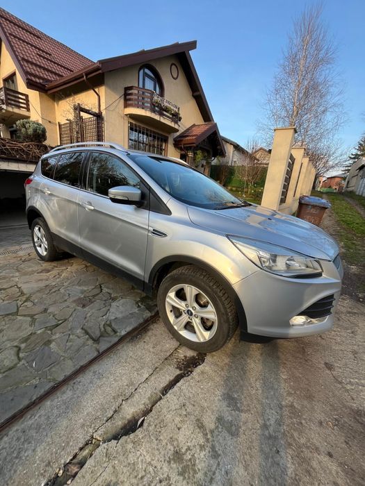Ford Kuga 2.0 TDCi 150 CP • 4X4• Titanium • 2016 Proprietar